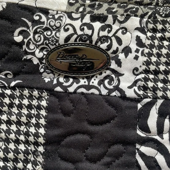 Donna sharp and Vera Bradley bags - Picture 3 of 11